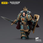 JOYTOY Warhammer The Horus Heresy Actionfigur Sons of Horus Little Horus Aximand Captain of the 5th Company 20 cm